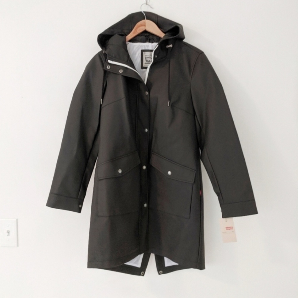 NWT Levi's Black Hooded Rain Jacket size Medium